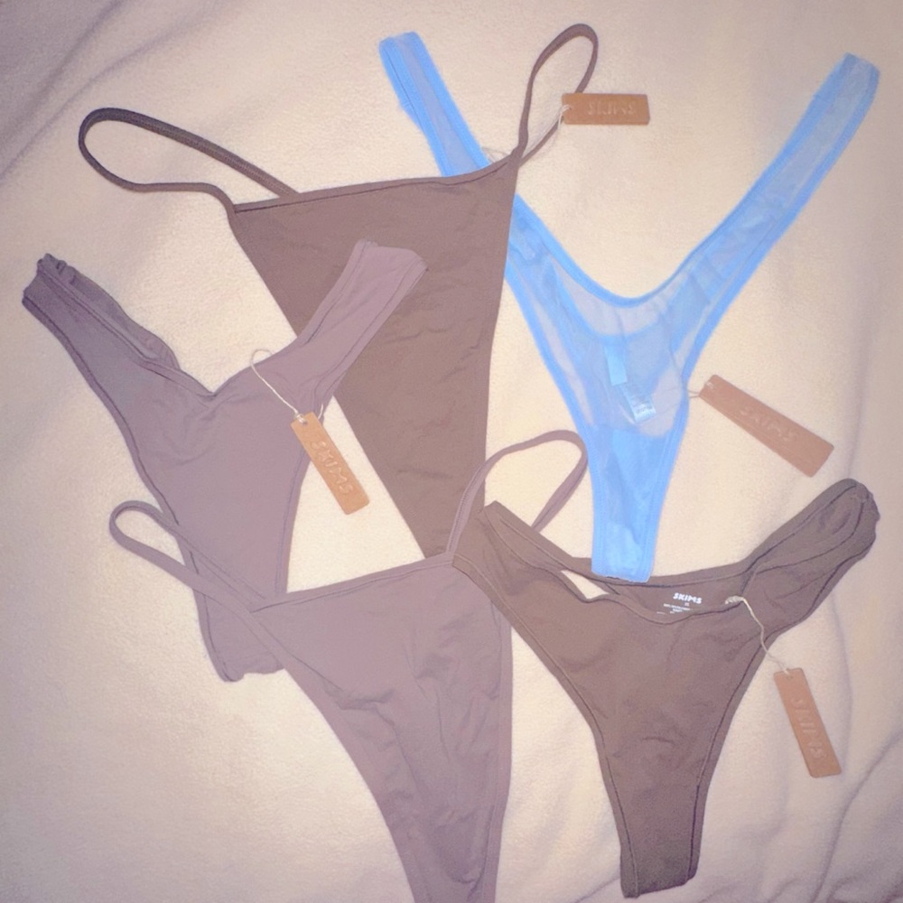 XXL SKIMS Underwear Bundle